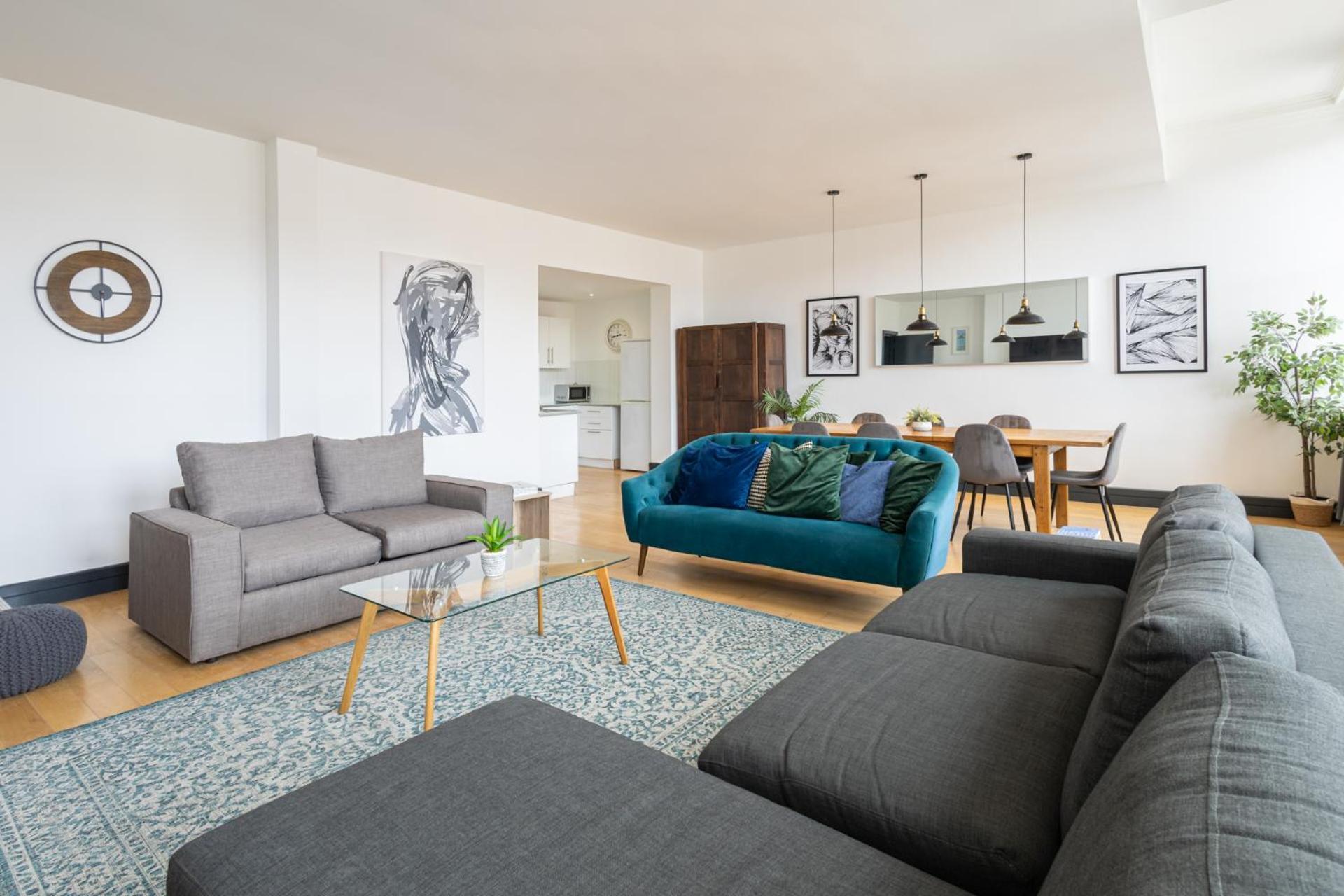 Host & - Exchange Street Living